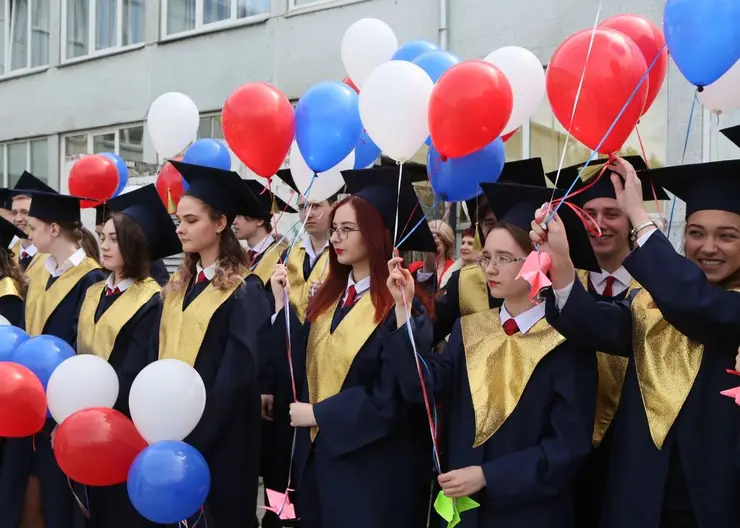 Стала известна дата последних звонков и выпускных в Красноярском крае