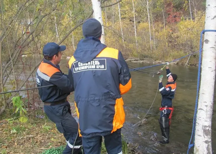 Красноярские спасатели нашли трёх заблудившихся на Торгашинском хребте