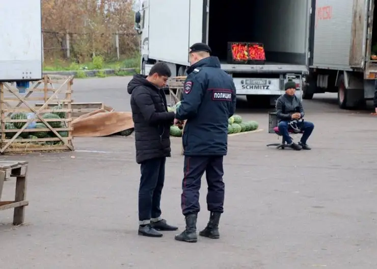 Из Красноярска за пределы России могут выдворить 7 нелегальных мигрантов