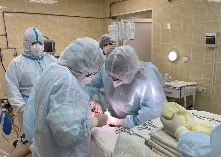 Жительнице Новосибирска удалили три опухоли общим весом 30 кг