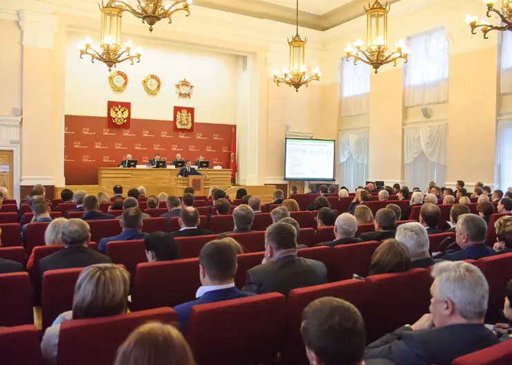 Профицит городского бюджета в 2021 году составил 3,21 млрд рублей