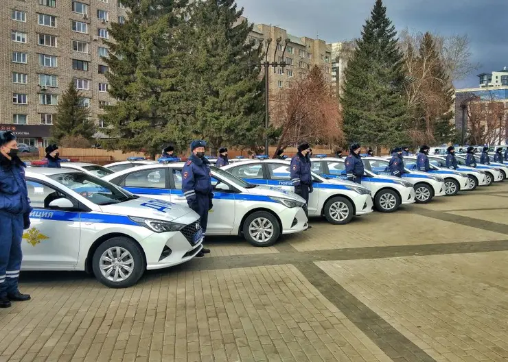 В Красноярском крае полицейские получили 30 автомобилей Hyundai и 16 UAZ Patriot
