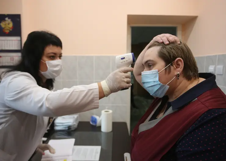 За неделю в Красноярском крае число заболевших коронавирусом выросло в 2,5 раза