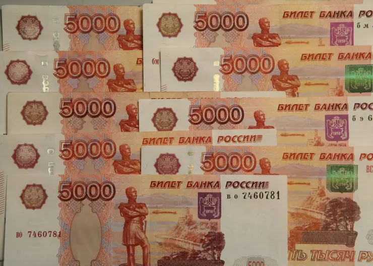 В Игарке осудили задолжавшего сотрудникам 22 миллиона рублей работодателя