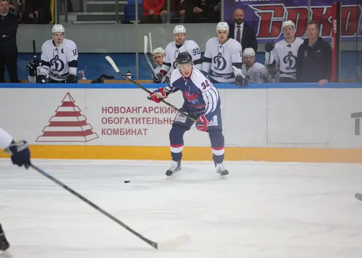 30 июня состоится прощальный матч красноярского хоккеиста Александра Сёмина