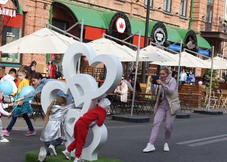 В Красноярске завершается пешеходный проект "В центре Мира"