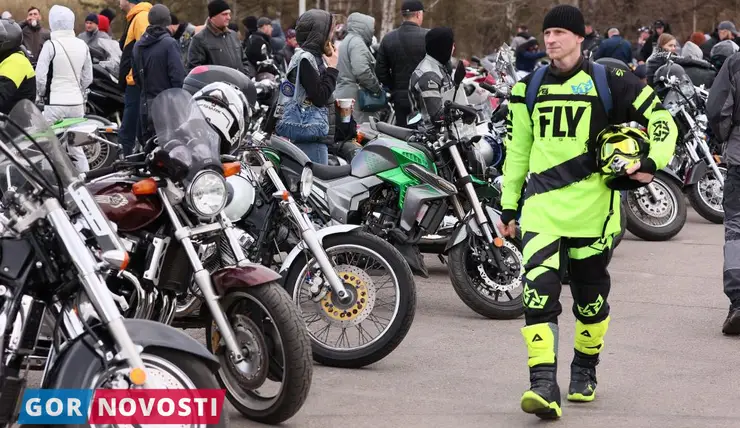 Красноярцев предупредили о первых мотоциклистах на дорогах