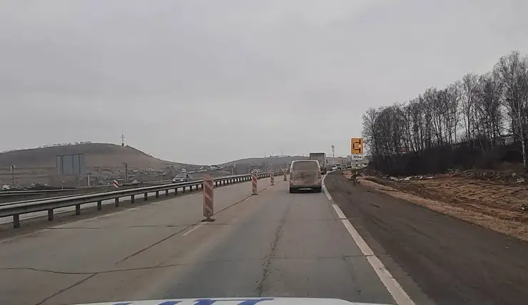 Красноярцев предупредили о заторе на трассе Р-255 «Сибирь» из-за ремонта