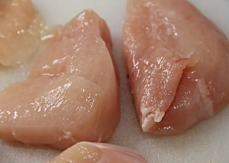 В Красноярске проверили куриное мясо на антибиотики