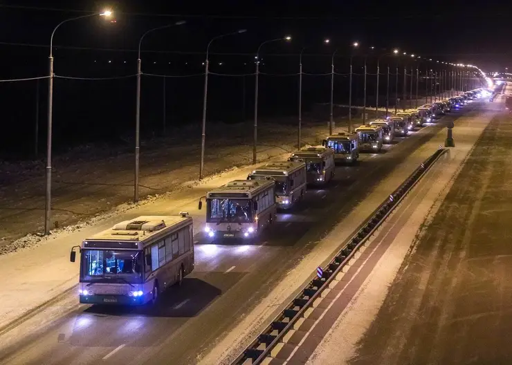 В Красноярск из Москвы приехали еще 30 автобусов
