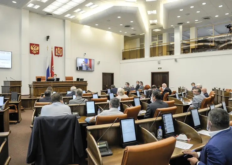 Депутаты Заксобрания предложили увеличить численность комиссий ПДН в Красноярском крае