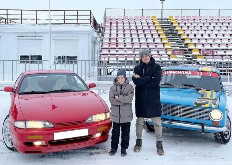 Красноярский гонщик  Аркадий Цареградцев дрифтовал с 9-летним сыном