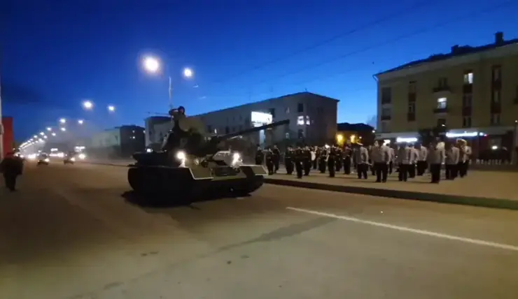Красноярцам показали кадры репетиции парада в честь Дня Победы