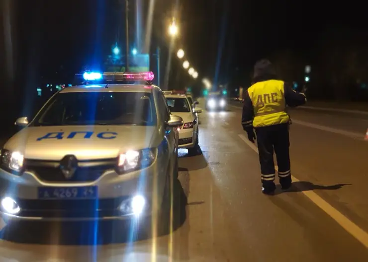 В Красноярске в аварии с пьяным водителем пострадал сотрудник ГИБДД