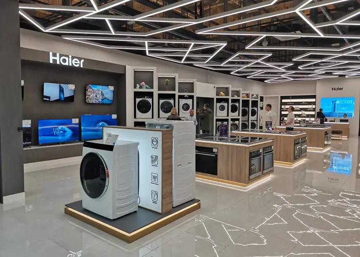 В Красноярске в «Планете» открылся магазин бытовой техники и электроники Haier