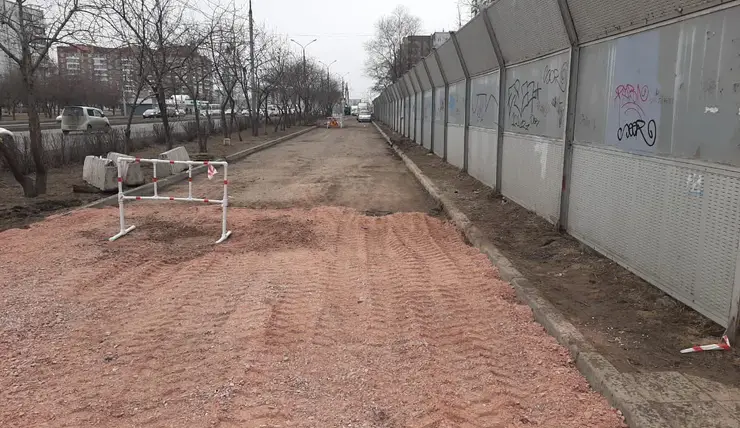 В Красноярске открыли движение по проезду-дублеру на проспекте Комсомольском