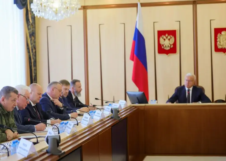 Губернатор Красноярского края провел второе заседание призывной комиссии